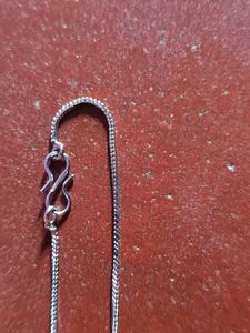 Locket Neck Piece, Black Metal Earrings.