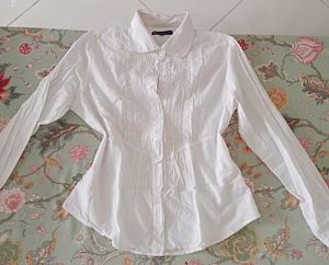 White Fitted Cotton Top