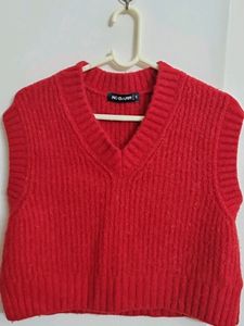 Red V Nexk Sleevless Sweatshirt