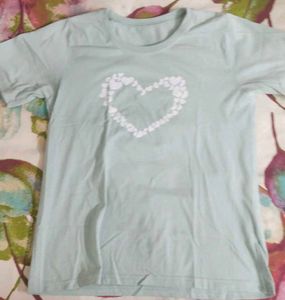 Mint Green Heart Print T-Shirt + 2 Mini Perfumes
