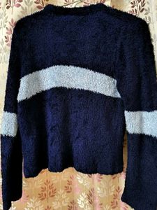 Cozy Blue Striped Sweater pullover