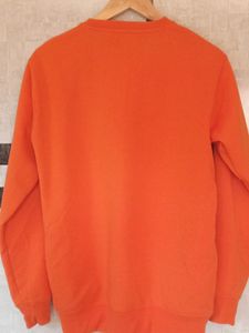Unisex Sweatshirt..