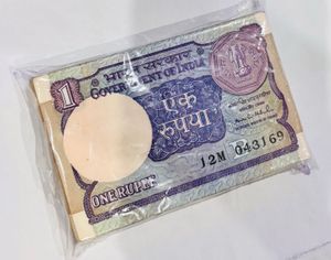 Rs-1 Indian Notes bundle of “hundred”.
