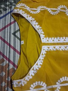 Elegant Embroidered Kurta