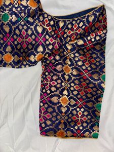 Banarasi Work Blouse – Front Hook