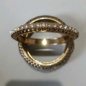 Elegant Gold Tone Bangle Set