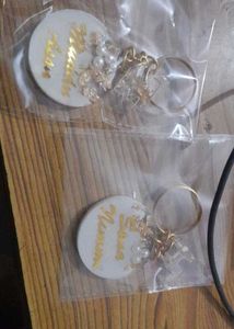 Handmade Resin Keychain ✨️🦪