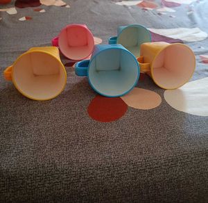 Set of 5 Colorful Plastic Cups