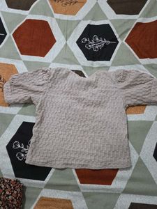 Textured Puff Sleeve Top