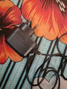 Samsung M600 Type Charger