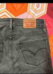Levis Black Jeans