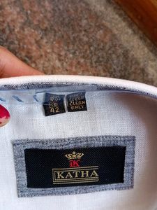 XLwhite shirt With Brown And Black Design. Full Sleeve