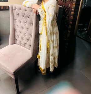 It is a Beautiful Pakistani Dress