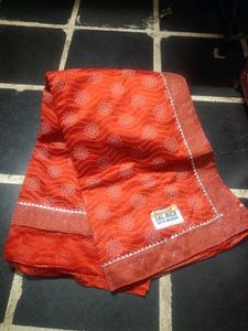 Rust Printed Synthetic Saree with Blouse Piece