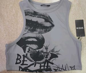 Graphic Print Crop Tank Top