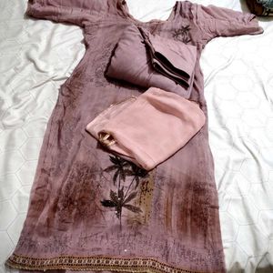 🥰 Mauve Shiny Salwar Suit