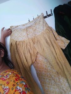 Yellow Printed Kurta Set with bandhani print dupat