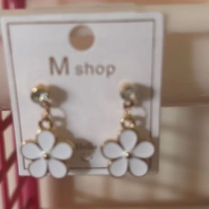 Flower Shaped Drop Earring