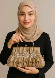 Elegant Gold Crystal Clutch