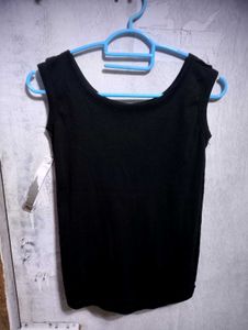 Black Sleeveless Tank Top