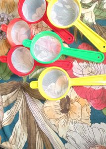set of 6 Colorful Kitchen Strainers