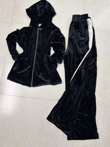 Velvet Tracksuit very warm new 🥰🥰