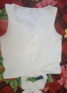 Cute White Sleeveless Top