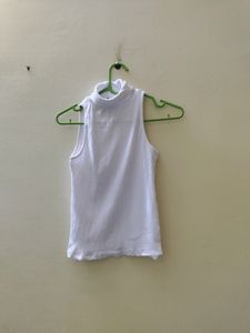 Turtle Neck Ribbed Sleeveless Top