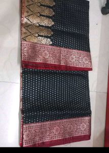 Tanchoi Banarasi Black And Red Saree