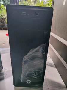 New Mid Tower Gaming Cabinet With Bottom
