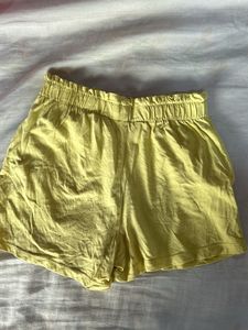 H&amp;M Unisex Shorts