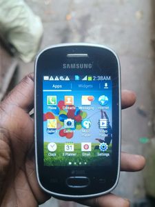 Samsung galaxy gt-s5282 Android phone 4.2.1