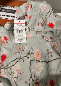 Avasa Brand Kurtas With Tag