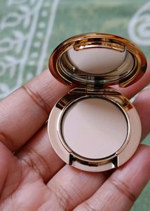 Charlotte Tilbury Compact- Fair