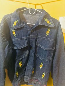 ₹190 Embroidered Denim Jacket - XL
