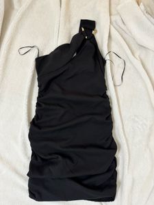 Women/Girl Black One-Shoulder Dress