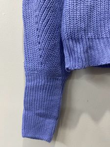 Lavender puff-sleeved crop sweater