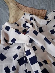Square Pattern White Top