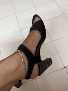 Black 1inch Heels
