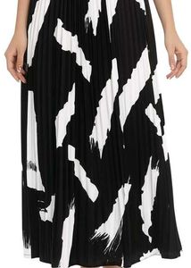 Black &amp; White Brushstroke Pleated Skirt