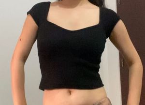 pull and bear black heart shaped top
