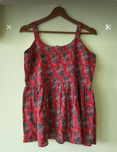 Im Selling Because Other Girl Can Also Look Beauti