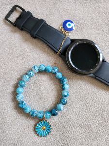 Flower Beaded Bracelet