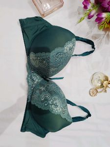 🇳🇿💫💗Elegant Green Lace Bra