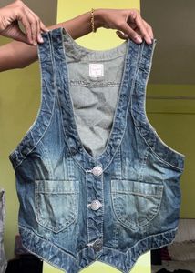 Denim Vest - Stylish Layering Piece