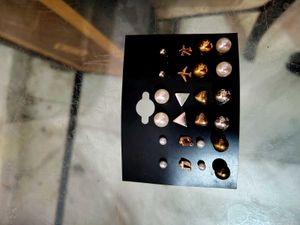 12 Pairs Of Ear Studs