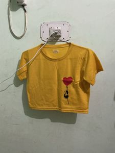 Crop T-shirt