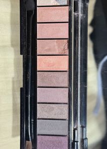 L’Oreal Eyeshadow Palette
