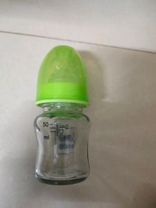 Mee- Mee Glass Feeding Bottle And Dry Sheet