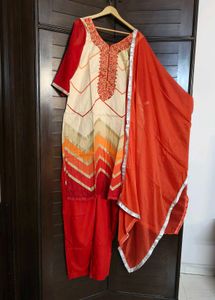 Women Red Thread Embroidered Cotton Suit Set